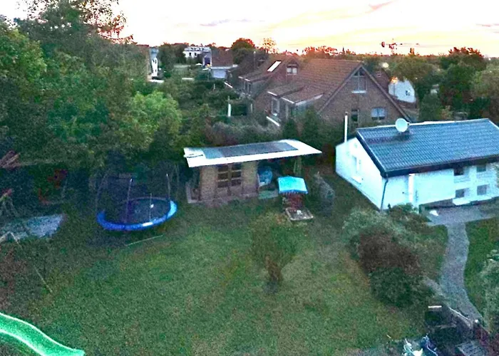 アパート Finnhuette Oase ベルリン